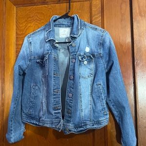 cute jean jacket !!!